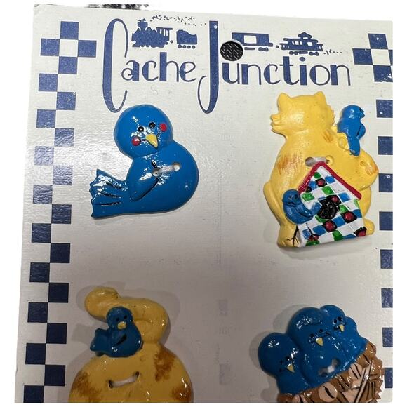 Cache Junction Animal Novelty Buttons Cat Duck Bird Basket Original - Picture 3 of 8